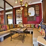 Paloma Blanca Boutique (adults Only) 2*