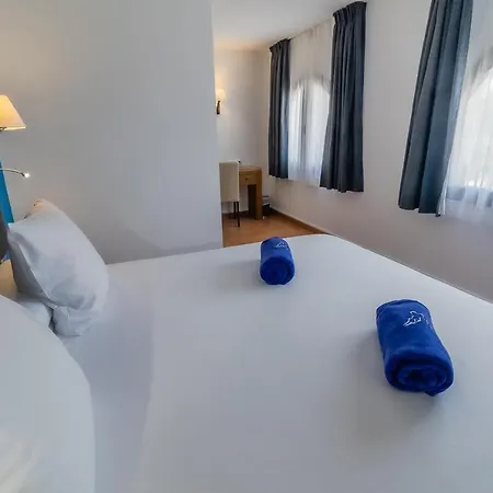 Paloma Blanca Boutique (adults Only)