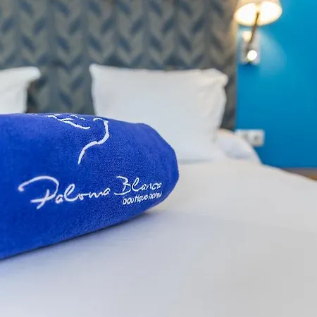 Paloma Blanca Boutique (adults Only) 2*