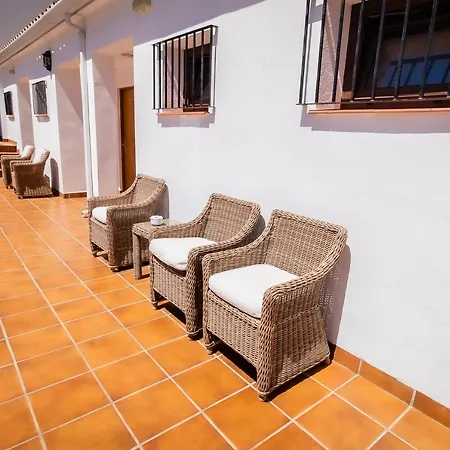 Paloma Blanca Boutique (adults Only) 2*