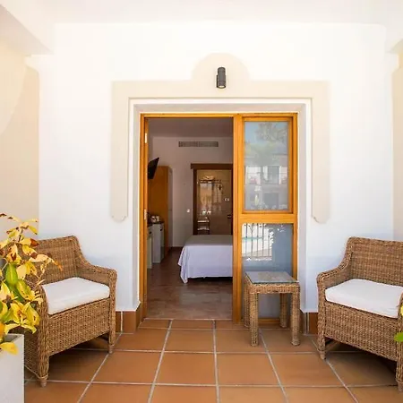 Hotel Paloma Blanca Boutique (adults Only) 2*