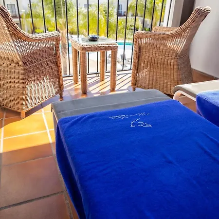 Paloma Blanca Boutique Hotel