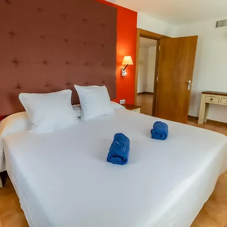Paloma Blanca Boutique Hotel