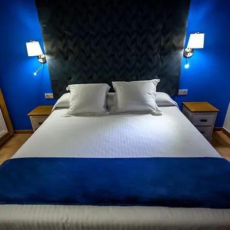 Paloma Blanca Boutique Hotel