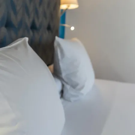 Paloma Blanca Boutique (adults Only) Μαρμπέλλα